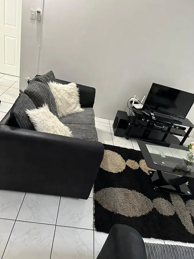 Holruth Court Apartment Camperdown
