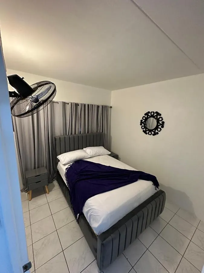 Holruth Court Apartment Camperdown